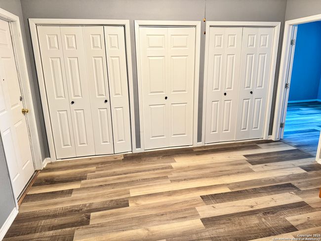 1665 Sparkman Dr, House other with 4 bedrooms, 2 bathrooms and null parking in Boerne TX | Image 14