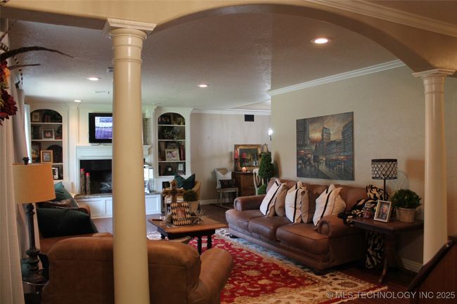 607 Garden Ln, House other with 3 bedrooms, 3 bathrooms and null parking in McAlester OK | Image 4