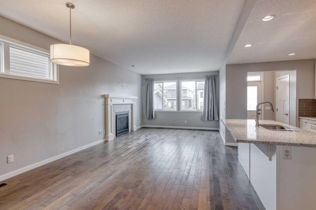 318 Evanston Way Nw, Home with 3 bedrooms, 2 bathrooms and 2 parking in Calgary AB | Image 6