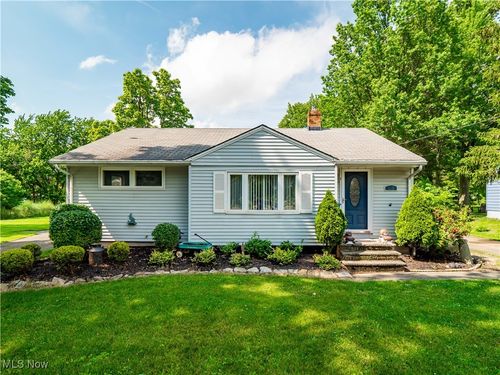 110 Sprague Rd, Berea, OH, 44017-2741 | Card Image