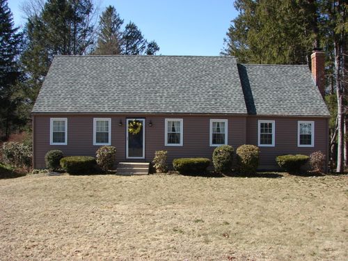 48 Dyer Ave, Collinsville, CT, 06019-3028 | Card Image