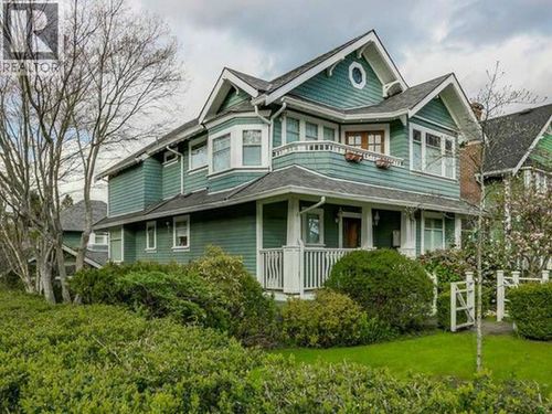 3088 Columbia St, Vancouver, BC, V5Y3G6 | Card Image