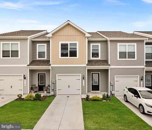 112 Cramsford St, FALLING WATERS, WV, 25419-3400 | Card Image
