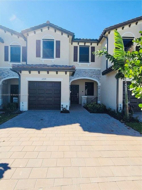 12724 Sw 230th St, Miami, FL, 33170-2756 | Card Image