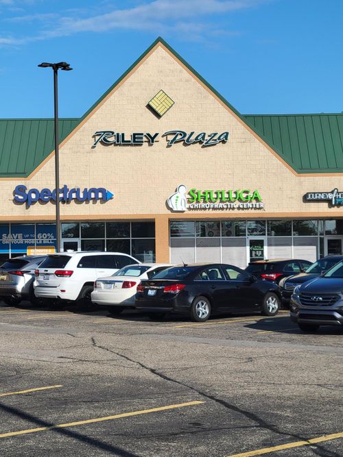 12659 Riley St, Holland, MI, 49424-9215 | Card Image