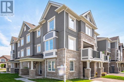 898 Cactus Point, Milton (CB Cobban), ON, L9T2X5 | Card Image
