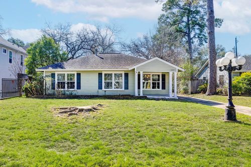 1027 Althea Dr, Houston, TX, 77018-5203 | Card Image