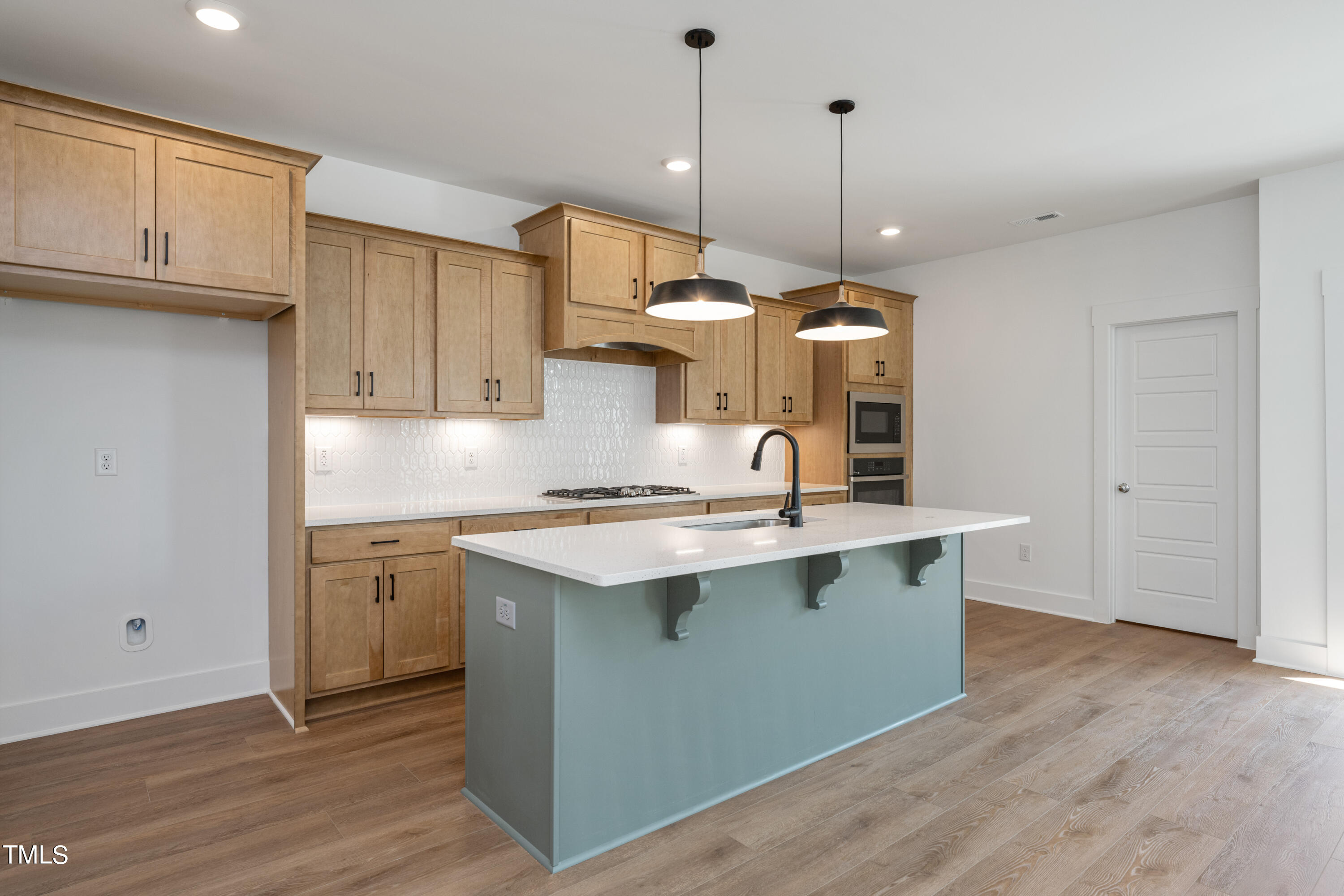 2125 2141 Treelight Way, For Sale in Wendell Zoocasa