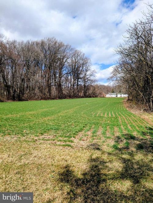 539 N Octorara Trl, PARKESBURG, PA, 19365-2117 | Card Image