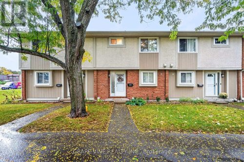 190-3897E Old Richmond Road, Ottawa, ON, K2H8T8 | Card Image