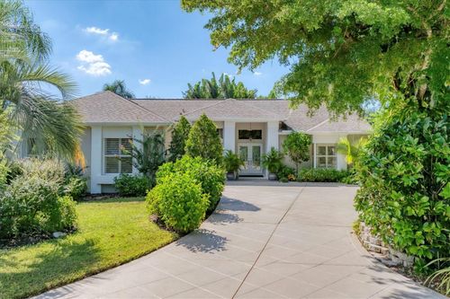 6102 Sonesta Ct, BRADENTON, FL, 34202-9032 | Card Image