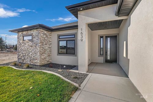 1639 Lagoon Ln, Twin Falls, ID, 83301-3709 | Card Image