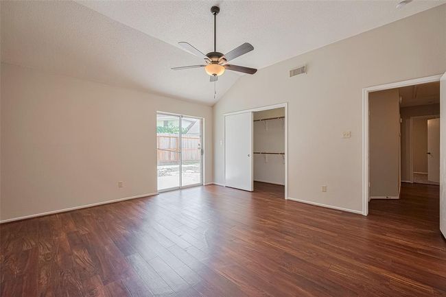 5814 N Magazine Cir, House other with 3 bedrooms, 2 bathrooms and 2 parking in Houston TX | Image 27