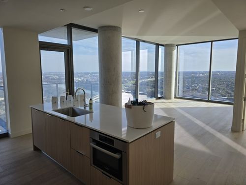 2610-44 East Ave, Austin, TX, 78701 | Card Image