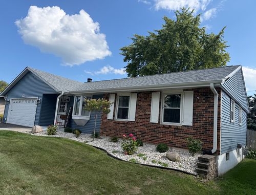 2120 Highland Dr, Sycamore, IL, 60178-2611 | Card Image