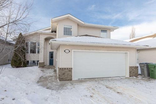 6105 21 St, Lloydminster, AB, T9V3J7 | Card Image
