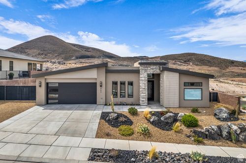 662 S 1800 W, Hurricane, UT, 84737-1504 | Card Image