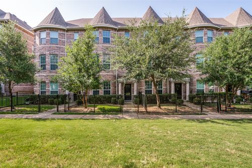 b82-2500 Rockbrook Dr, Lewisville, TX, 75067-3804 | Card Image