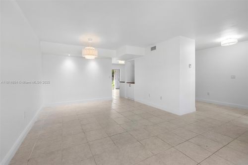 apt-60-10350 Sw 154th Circle Ct, Miami, FL, 33196-4701 | Card Image