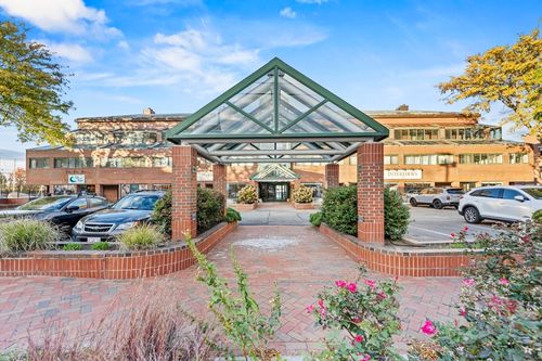 5-58 Merrimac St, Newburyport, MA, 01950-2576 | Card Image