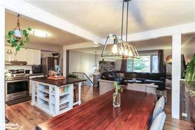 109 Knox Rd W, House other with 3 bedrooms, 2 bathrooms and 10 parking in Wasaga Beach ON | Image 3