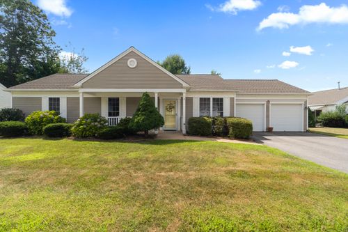 10 Cypress Way, Waterford, CT, 06385-1226 | Card Image