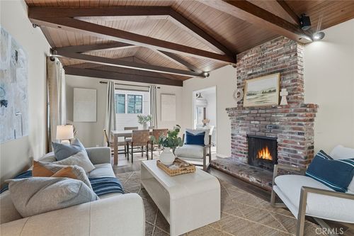315 Marine Pl, Manhattan Beach, CA, 90266-4438 | Card Image