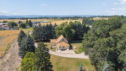 225 Fairmont Rd, Kalispell, MT, 59901-7748 | Card Image