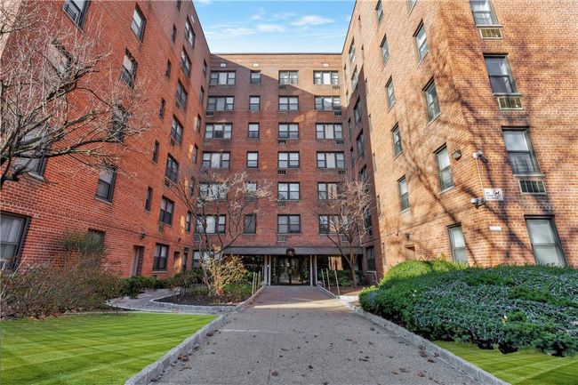APT-4N - 11 Lake St, Condo with 1 bedrooms, 1 bathrooms and null parking in White Plains NY | Image 11