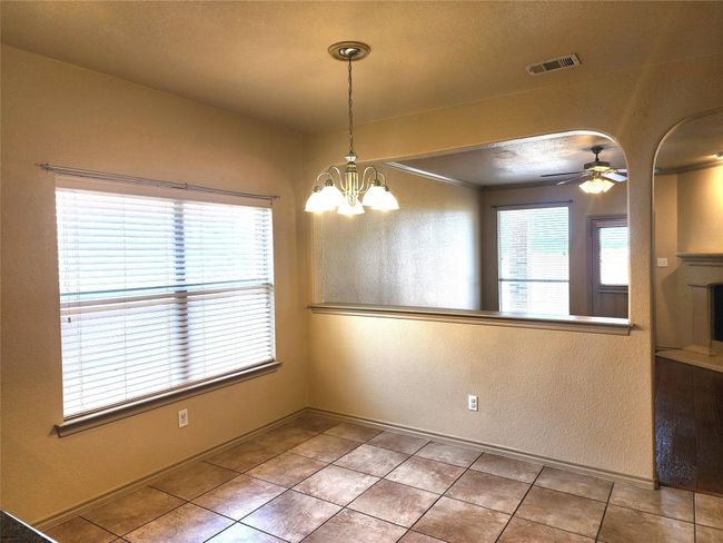 1009 Vista View Dr, House other with 3 bedrooms, 2 bathrooms and null parking in Burleson TX | Image 7
