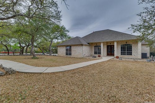 676 River Chase Dr, New Braunfels, TX, 78132-3515 | Card Image