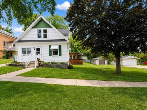 110 S Swetting Street, Berlin, WI, 54923 | Card Image