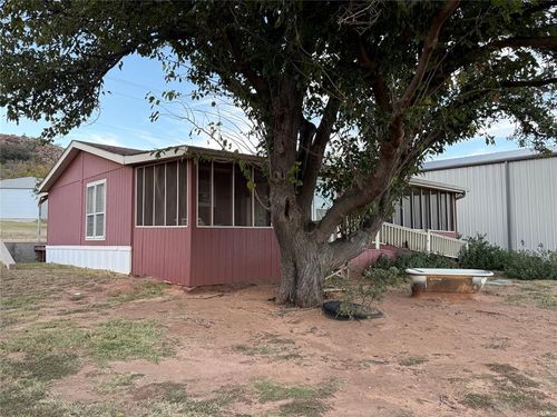 83 E 1460 Rd, Lone Wolf, OK, 73655 | Card Image