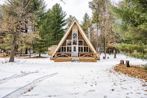 N8935 Deer Path, New Lisbon, WI, 53950-9637 | Card Image