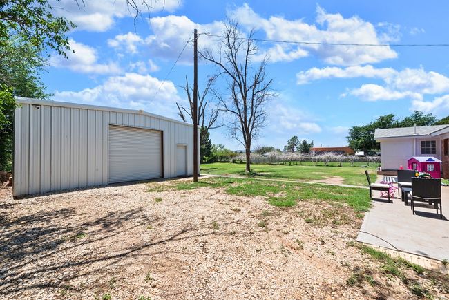 5612 E Midway Rd, House other with 3 bedrooms, 2 bathrooms and 4 parking in Big Spring TX | Image 8