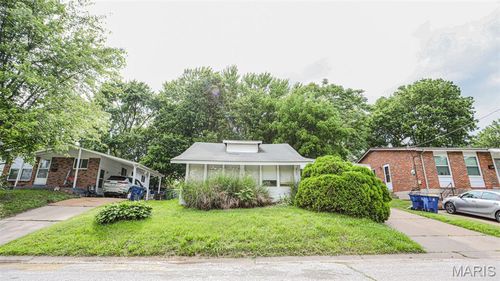 3747 High Dr, Saint Ann, MO, 63074-2409 | Card Image