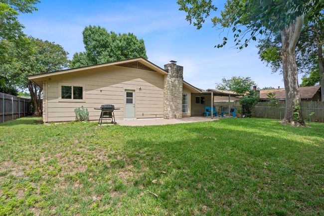 Owners used patio for grilling and socializing. | Image 35