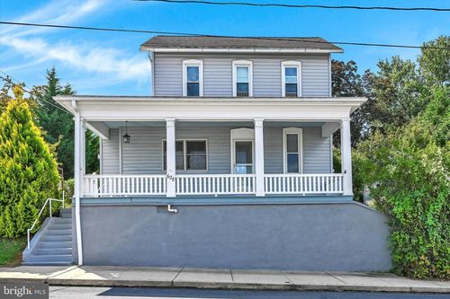 628 Fulton St, AKRON, PA, 17501-1311 | Card Image