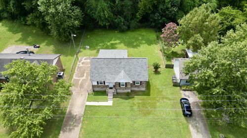 2528 Mcginnis Dr, Nashville, TN, 37216-4204 | Card Image