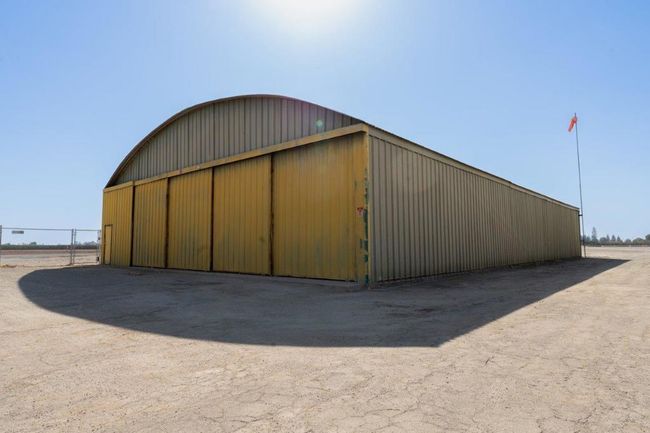 23500 Eckert Field Airport (1 Q1) Avenue 204, Home with 0 bedrooms, 0 bathrooms and null parking in Strathmore CA | Image 11