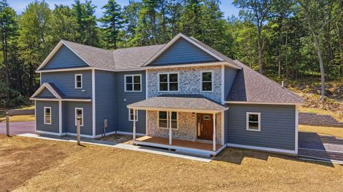 6 Eastview Rd, Derry, NH, 03038-4812 | Card Image