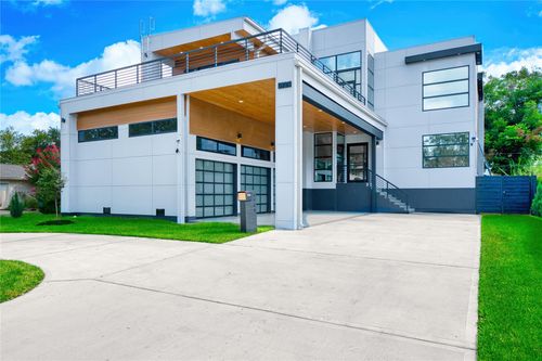 5734 N Braeswood Blvd, Houston, TX, 77096-2902 | Card Image