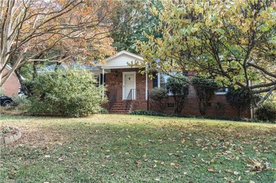 501 Shelby Drive, House other with 3 bedrooms, 2 bathrooms and null parking in Greensboro NC | Image 2