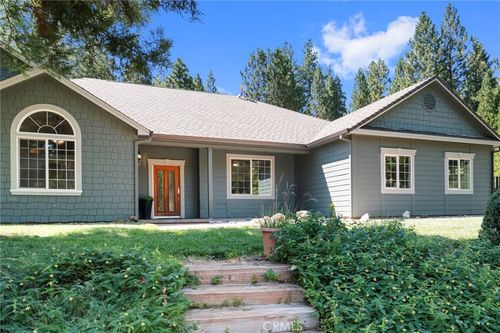 4731 Christina Dr, Forest Ranch, CA, 95942-9616 | Card Image