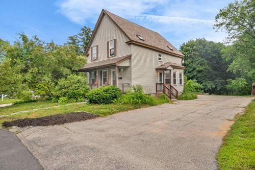 9 Grove St, Derry, NH, 03038-2109 | Card Image