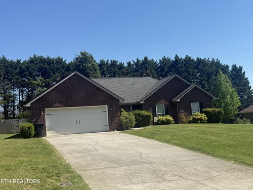 260 Edinburgh Dr, Lenoir City, TN, 37771-8271 | Card Image