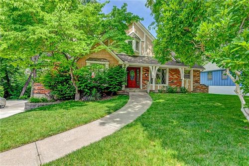 512 E Clayview Drive, Liberty, MO, 64068 | Card Image