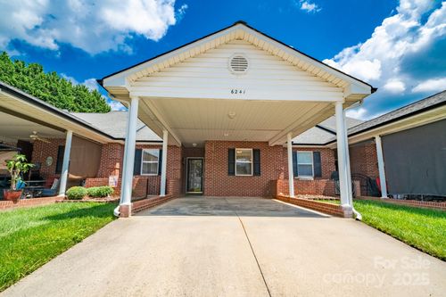6241 Orchid Ct, Denver, NC, 28037-6228 | Card Image