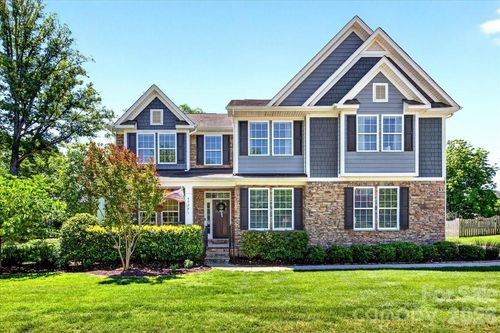 6526 Alba Rose Ln, Huntersville, NC, 28078-2311 | Card Image