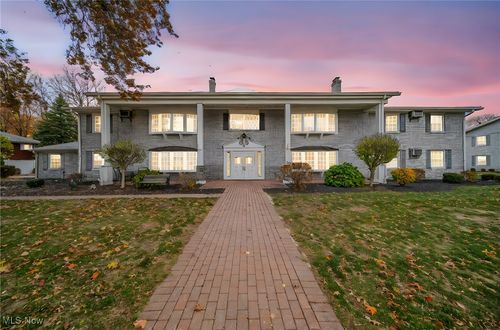 unit-3-3 Meadowlawn Dr, Mentor, OH, 44060-6227 | Card Image